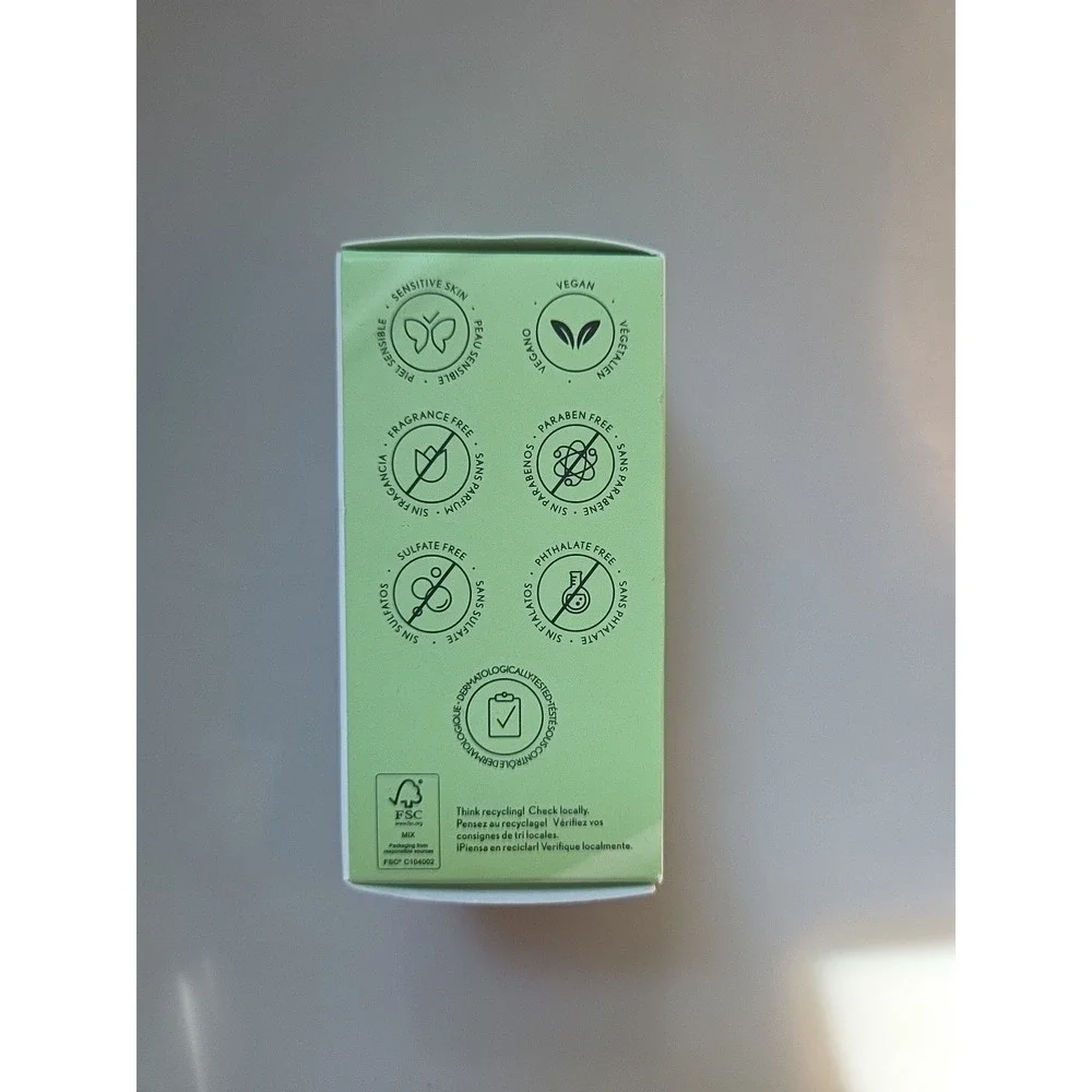 COVERGIRL Clean‎ Fresh Skincare Color Correcting Serum + Moisturizer + Primer